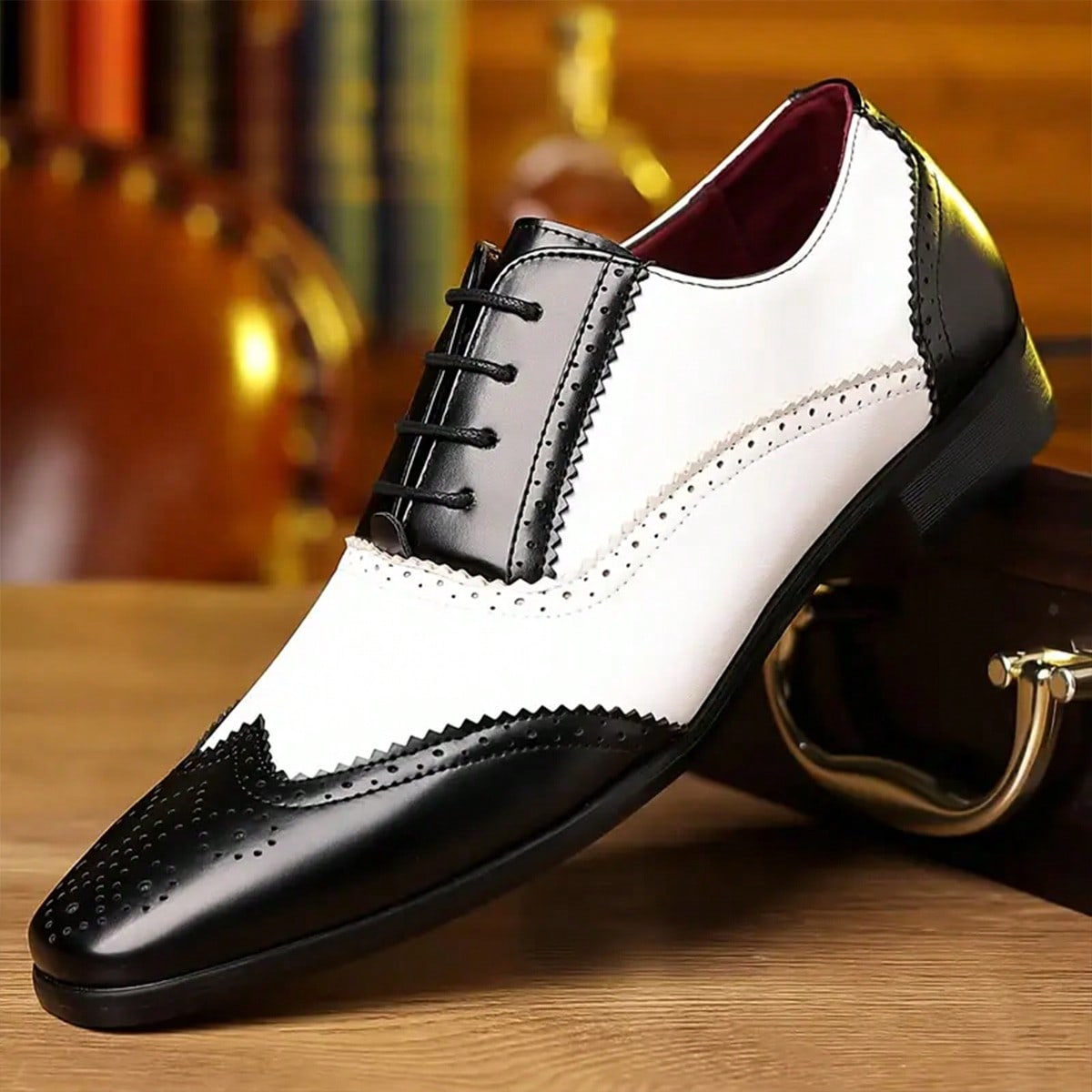 Men'S Shoes Smart - メンズ用、紐で締め付けるビジネスドレスシューズ。クラシックなフォーマルオックスフォードダービーシューズ。快適で軽量なオフィス用シューズ。スタイリッシュで滑りにくい、普段使いにも適した紳士靴。会議などにも使える、多用途なスマートカジュアルシューズ。誕生日や休日のプレゼントに最適。現代的なビジネスマンに。