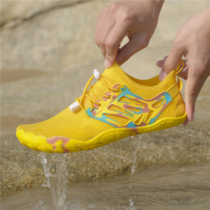 夏のウェーディングシューズ男性軽量滑り止めビーチ通気性ロート - Men'S Shoes Water Resistant のレビューと価格