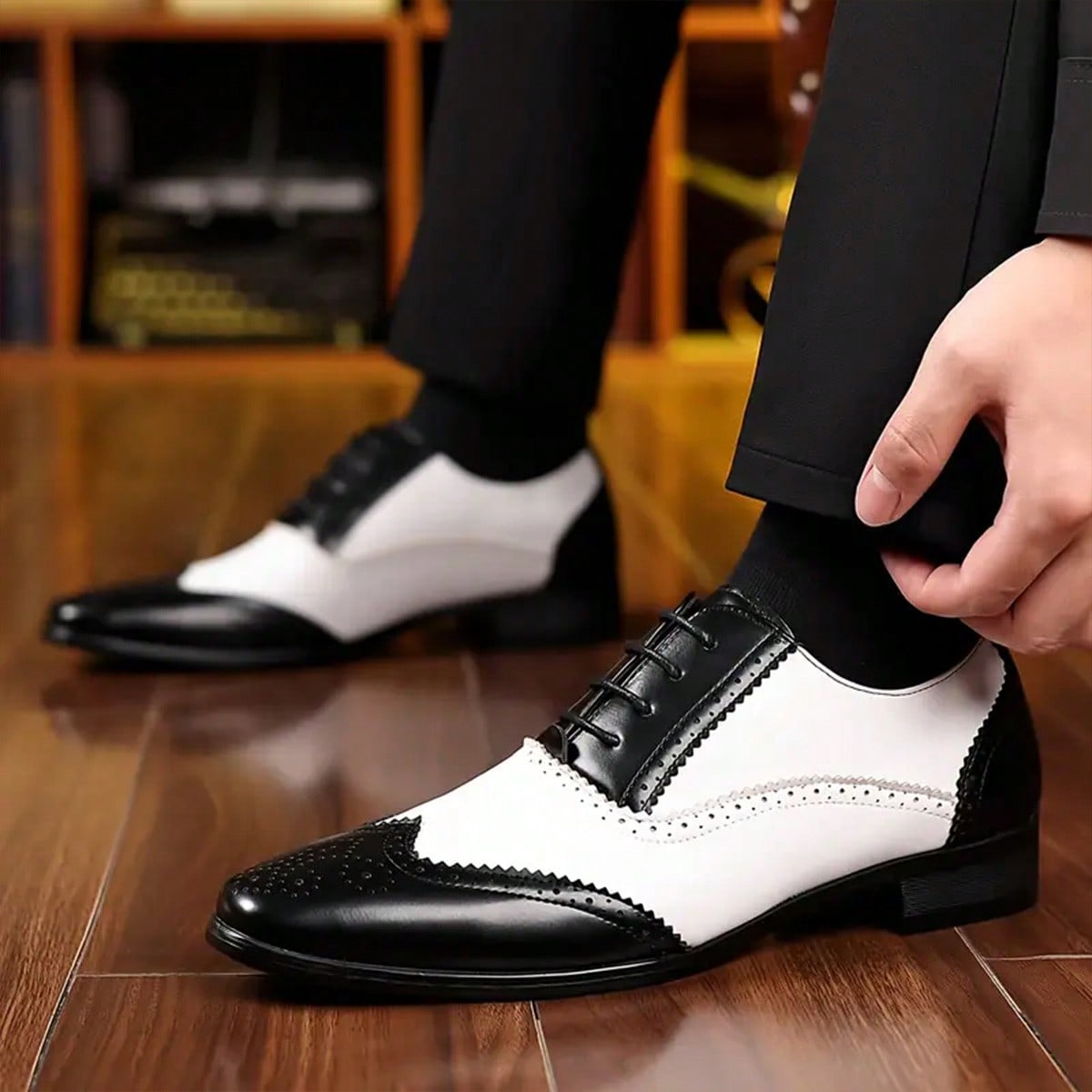 メンズ用、紐で締め付けるビジネスドレスシューズ。クラシックな - Men'S Shoes Smart のレビューと価格